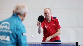 FNP vom 25.05.2022  |  Harry Wißler beweist: Tischtennis hilft gegen Parkinson